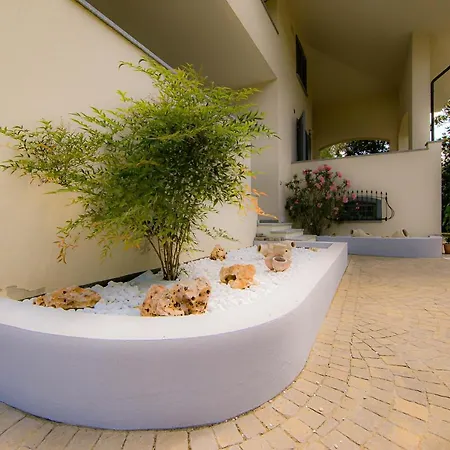 Saint Paul Relais **** 4* San Paolo Solbrito
